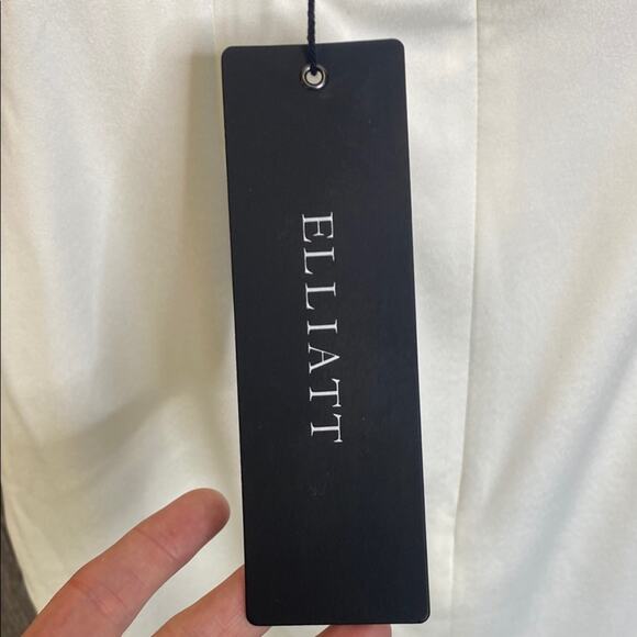 NWT Ellliatt Camo ASYMMETRIC Ivory White SATIN Halter DRAPED Cocktail Mini DRESS - Picture 4 of 9